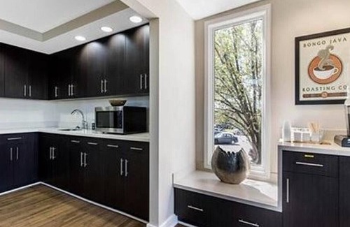 Hermitage Apartamento | Landing at The Arbours of Hermitage - 2 Bedrooms in Downtown Hermitage