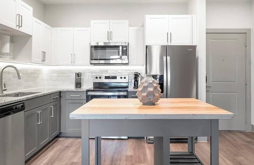 Sanford Apartamento | Landing at The Henry Luxury Apartments - 2 Bedrooms in Sanford