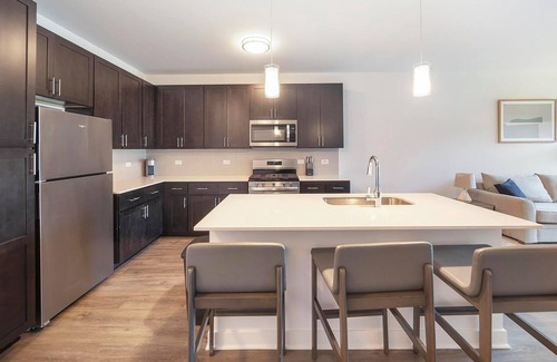 Schaumburg Apartamento | Landing | Beautiful 1BD, Yoga Studio, Gym