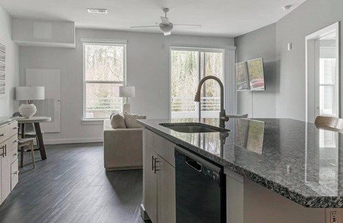 Decatur Apartamento | Landing | Beautiful 1BD, Game Room, Clubhouse