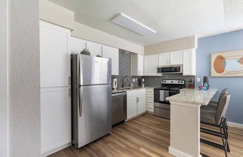 Maryvale Apartamento | Landing | Beautiful 1BD in Maryvale Village