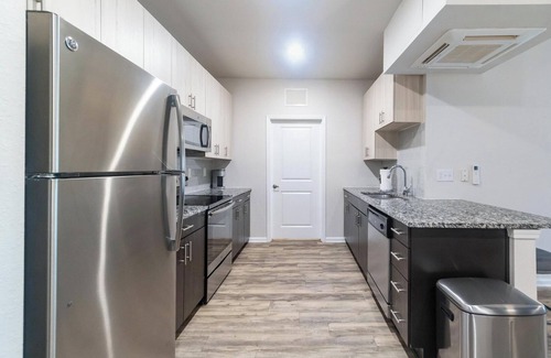 Charlotte Apartamento | Landing | Beautiful 1BD, Clubhouse, Gym