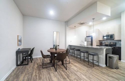 Charlotte Apartamento | Landing | Beautiful 1BD, Clubhouse, Gym