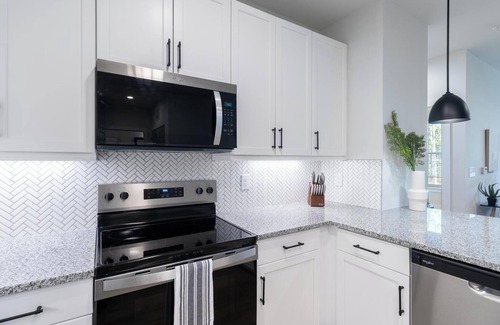 Freeport Apartamento | Landing | Spectacular 2BD, Clubhouse, Game Room