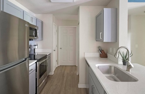 Murfreesboro Apartamento | Landing | Beautiful 2BD, Courtyard, Clubhouse