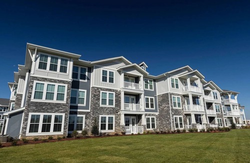 Murfreesboro Apartamento | Landing | Beautiful 2BD, Clubhouse, Gym