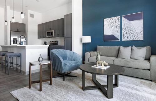 MLK Apartamento | Landing | Chic 1BD, Gym, Courtyard