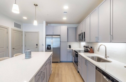 Santa Rosa Beach Apartamento | Landing | Chic 2BD, Pool, Yoga Studio