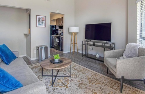 Cordova Apartamento | Landing | Chic 2BD, Gym, Pool