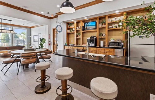Webster Apartamento | Landing | Spectacular 2BD, Gym