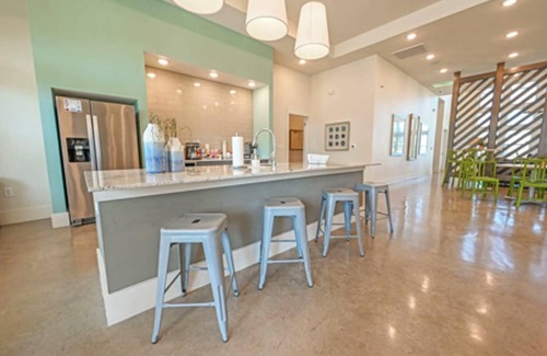 Lockhart Apartamento | Landing | Stunning 2BD, Clubhouse, Gym