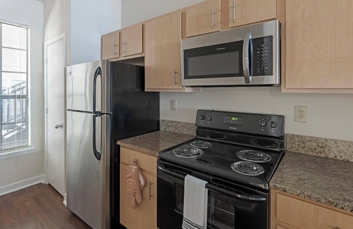 New Pathways Apartamento | Landing | Incredible 2BD, Gym, Pool