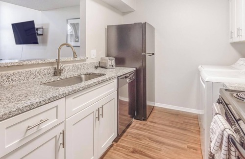 Cordova Apartamento | Landing | Amazing 2BD, Pool, Gym