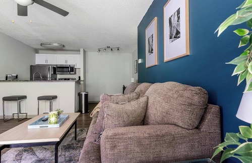 Villas Apartamento | Landing | Stylish 1BD, Pool, Clubhouse