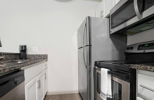 Villas Apartamento | Landing | Stylish 1BD, Pool, Clubhouse