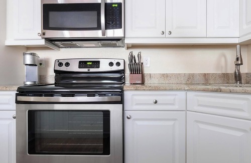 Bradenton Apartamento | Landing | Spectacular 2BD, Clubhouse, Gym