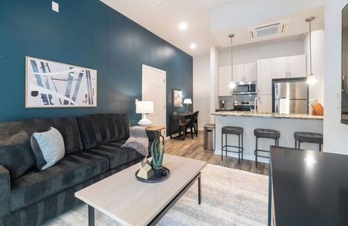 Charlotte Apartamento | Landing | Modern 2BD, Clubhouse, Gym