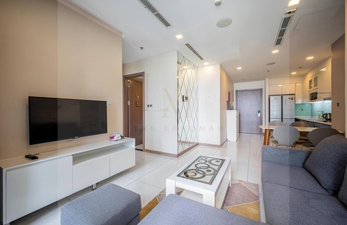Hang Xanh Casa | Landmark 81 - Luxury Apartment