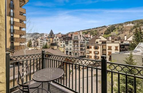 Vail Casa | Landmark Vail - Charming Condo for 8 with Resort-style Amenities