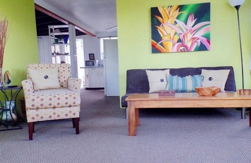 Lanikai Apartamento | LANIKAI SUITE - Spacious 1-BR 1-BA; located 3 houses from famous LANIKAI Beach