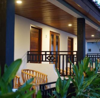 Kuta Cama Y Desayuno | Lantis ViBES Inn