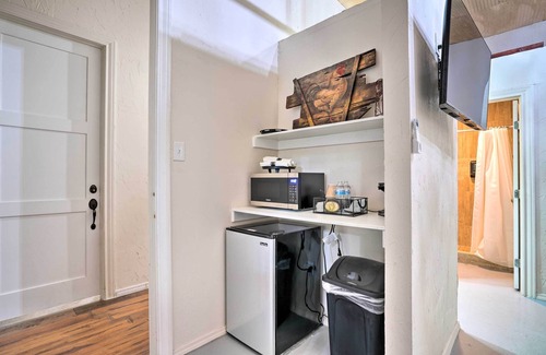 Western Division Apartamento | Laredo Vacation Rental Near Tourist Attractions!