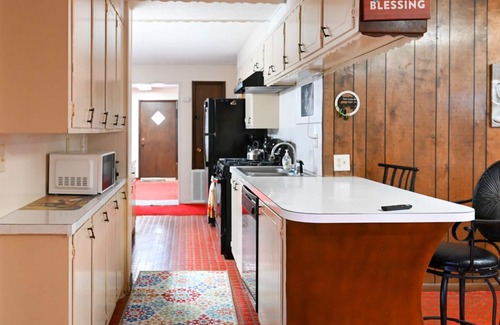 Murfreesboro Casa | Large 2,400 sq. ft. private home