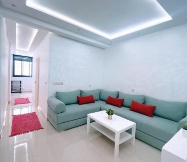 Agadir Apartamento | Large 2BR Apartment Near Agadir Medina