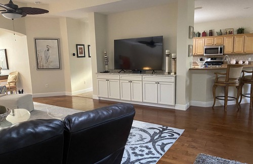 Bonita Casa | Large 3 bdm home close to Lake Sumpter pet friendly golf cart and WIFi included