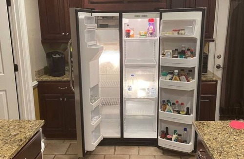 Athens Casa | Large 3 bedroom - Back deck - Pet Friendly