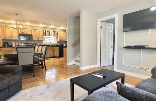 Seal Harbor Casa | Large 3BR House 2min to Acadia! [Bubble Rock Inn]