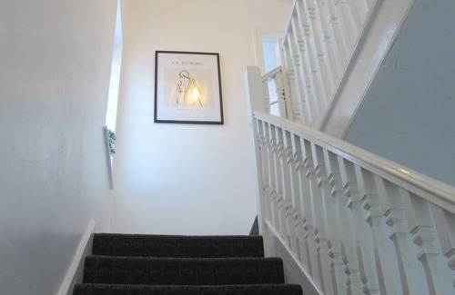 Derby Casa | Large 4 bedroom house -perfect for contractors.