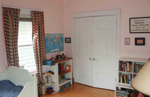 Edgewater Casa | Large 4 level frame home on leafy street in Chicago