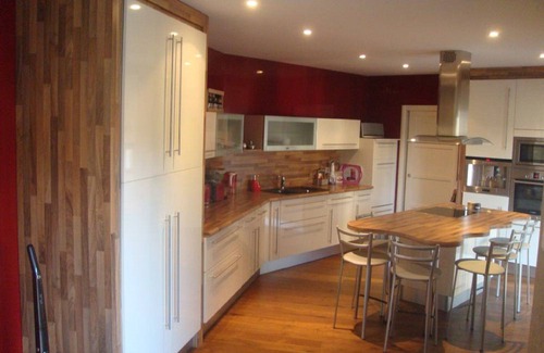 Gouville-sur-Mer Casa | Large 8-person house with indoor pool and garden
