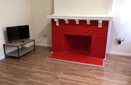 Weequahic Apartamento | Large and private 3 bedroom and 1 bathroom apartment near Newark International Airport EWR and New York City