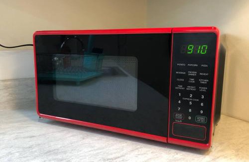 Weequahic Apartamento | Large and private 3 bedroom and 1 bathroom apartment near Newark International Airport EWR and New York City