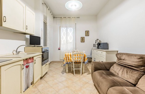 Monserrato Apartamento | Monserrato Cozy Apartment near the Policlinico!
