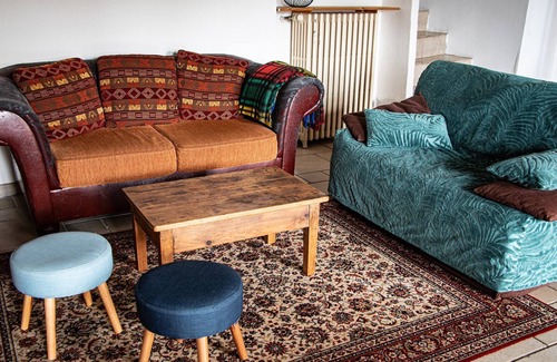 Montcenis Casa | Large apartment with raised garden in the heart of Burgundy