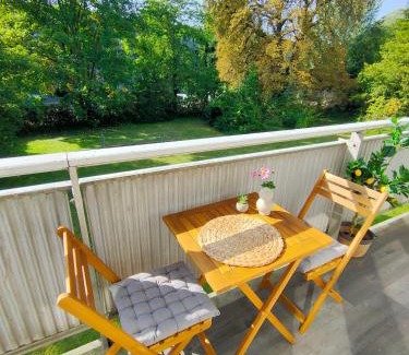 Humboldt - Gremberg Apartamento | Large Central Apartment - MODERN & Fully Equipped - near fair