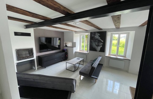 Veyrieres Casa | *Large country cottage