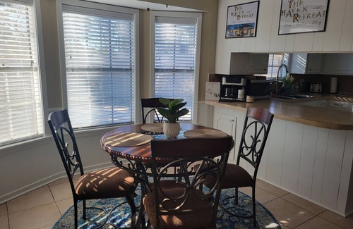 Tougaloo Casa | Large Cozy 4 bedroom home sleeps 8 w/ heated pool