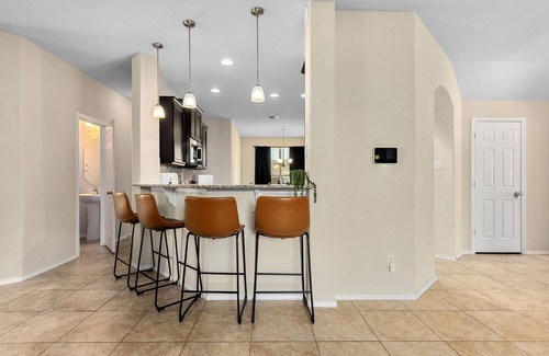 Temple Casa | Large Family/Group Retreat Near Medical. Games+Movie Theatre+Billiards Book Now!