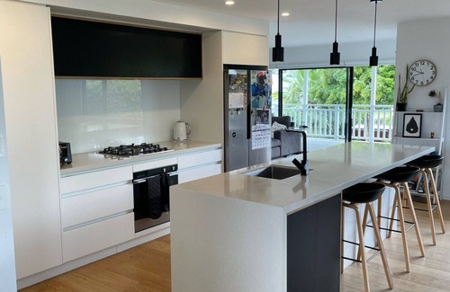 Whangamata Casa | Large Family Home close to the beach in Whangamata
