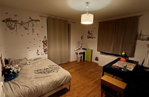 Ecole Casa | Large family home for adults, children and pets