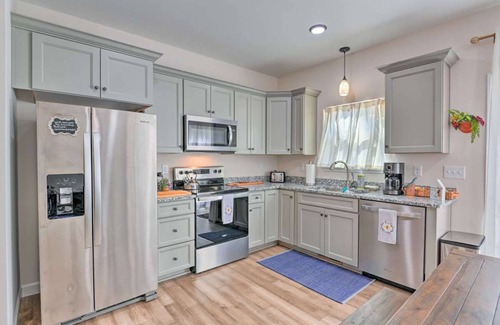 White Bluff Casa | Large family retreat near Nashville