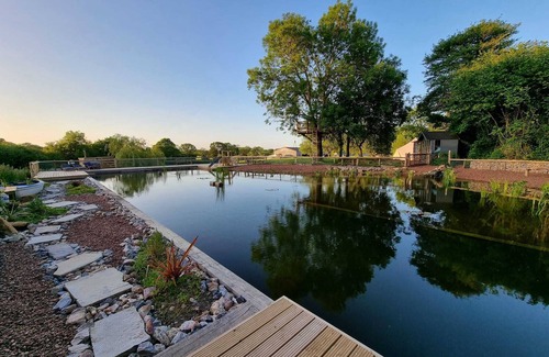 Chard Casa | Casa-Tradicional-Baño privado con bañera-Vista al Jardín