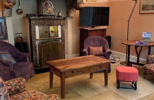 Saint-Seine-sur-Vingeanne Casa | Large family home in the country - sleeps 8