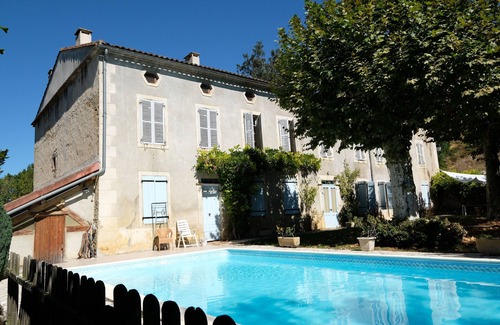 Teilhet Casa | Large French Country House With Pool, Meadows and Orchard