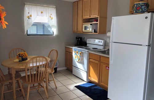 Lake Wales Cabina | Large furnished cabin on 15 acre lakefront property