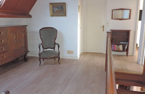 Combrit Villa | Gran villa de vacaciones para 10 personas, a 80 metros de la playa, en un jardín cerrado